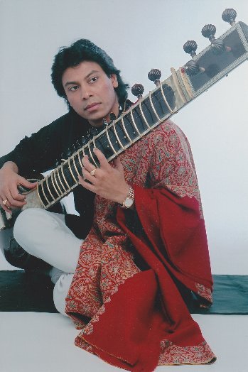 Maestro Khan